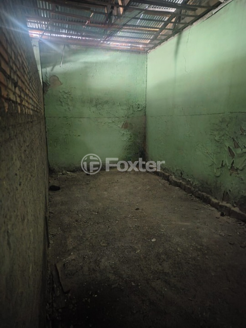 Image 7 - 751810