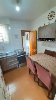 Image 9 - 752855