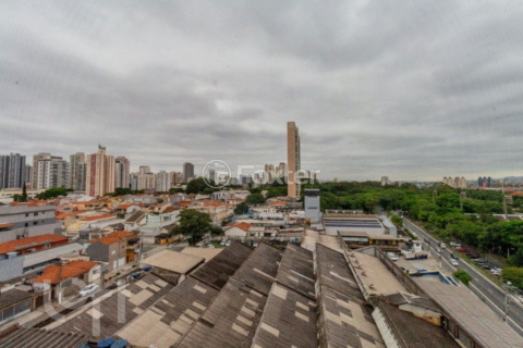 Image 11 - 753902