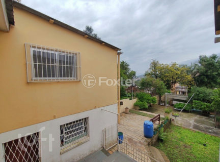 Image 23 - 753929