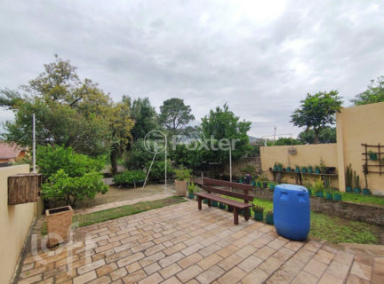 Image 25 - 753929
