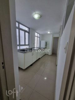 Image 7 - 754062