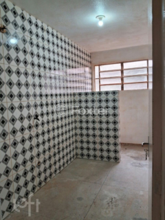 Image 4 - 754403