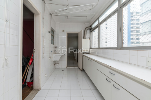 Image 41 - 755425