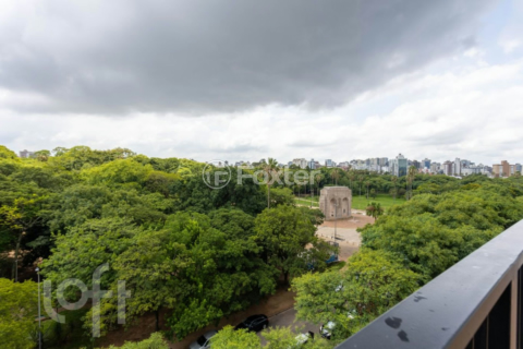 Image 29 - 755645