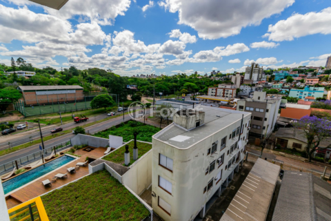 Image 4 - 755768
