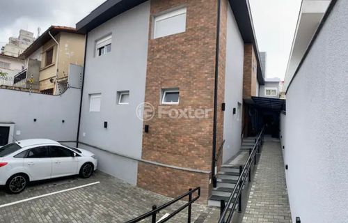 Image 1 - 755782