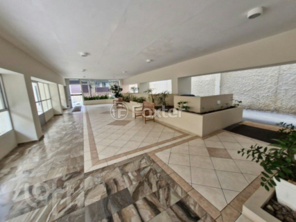 Image 30 - 755899