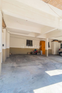 Image 7 - 755996