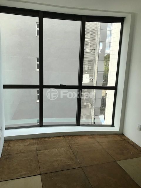Image 3 - 756673
