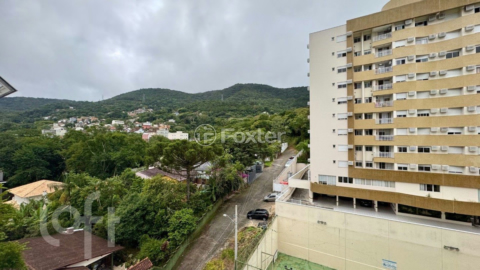 Image 16 - 757664