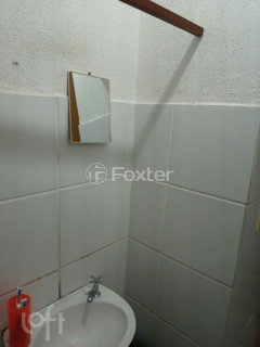 Image 6 - 757846