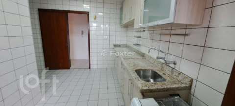Image 7 - 758535