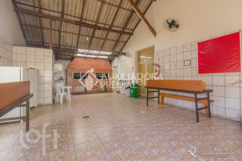 Image 11 - 758645