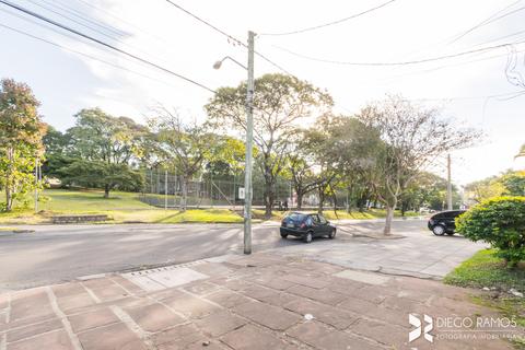 Image 1 - 7748