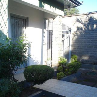 Image 8 - 7748