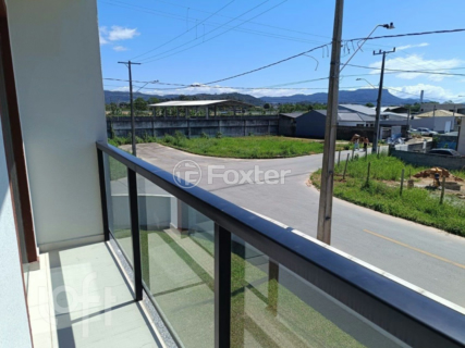 Image 32 - 806240