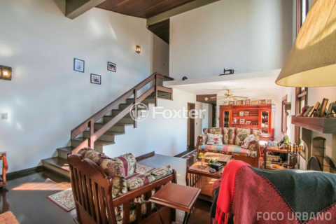 Image 3 - 806457