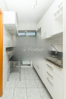 Image 4 - 806560