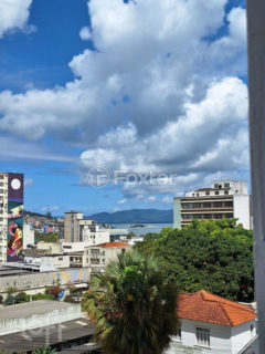 Image 12 - 806615