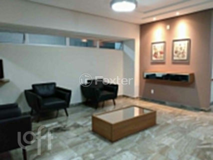 Image 10 - 806615