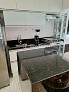 Image 3 - 806615