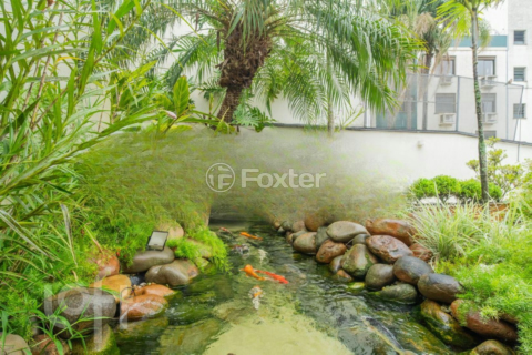 Image 10 - 806774