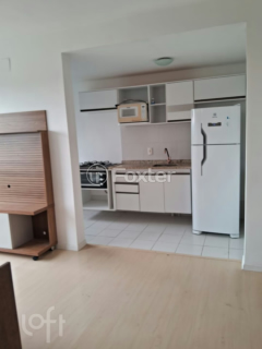 Image 10 - 806975