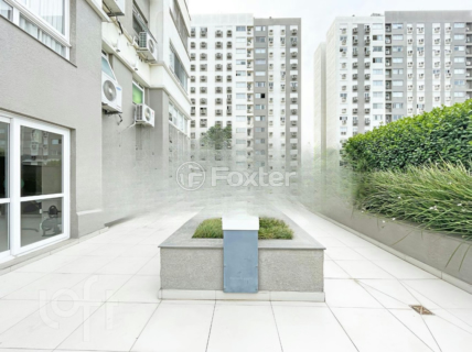 Image 35 - 807296