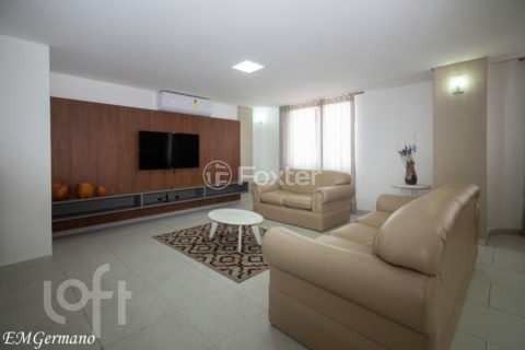Image 1 - 807664