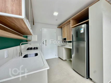 Image 7 - 807686
