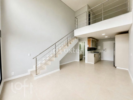 Image 33 - 807686