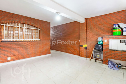 Image 29 - 807898