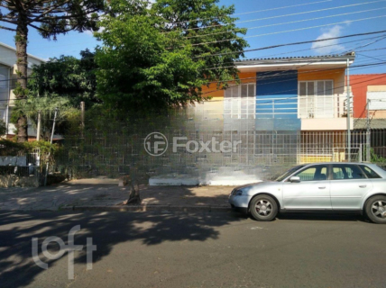 Image 4 - 807942