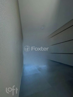 Image 3 - 807947