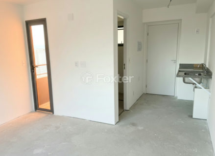 Image 3 - 808245
