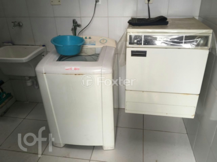 Image 19 - 808844