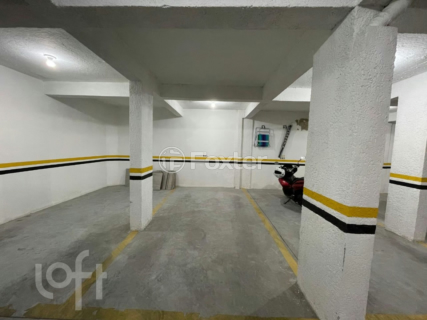 Image 7 - 808908