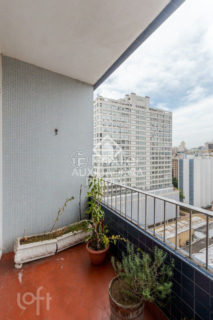 Image 8 - 808984