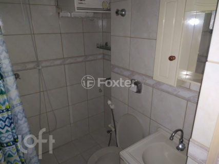 Image 7 - 809056