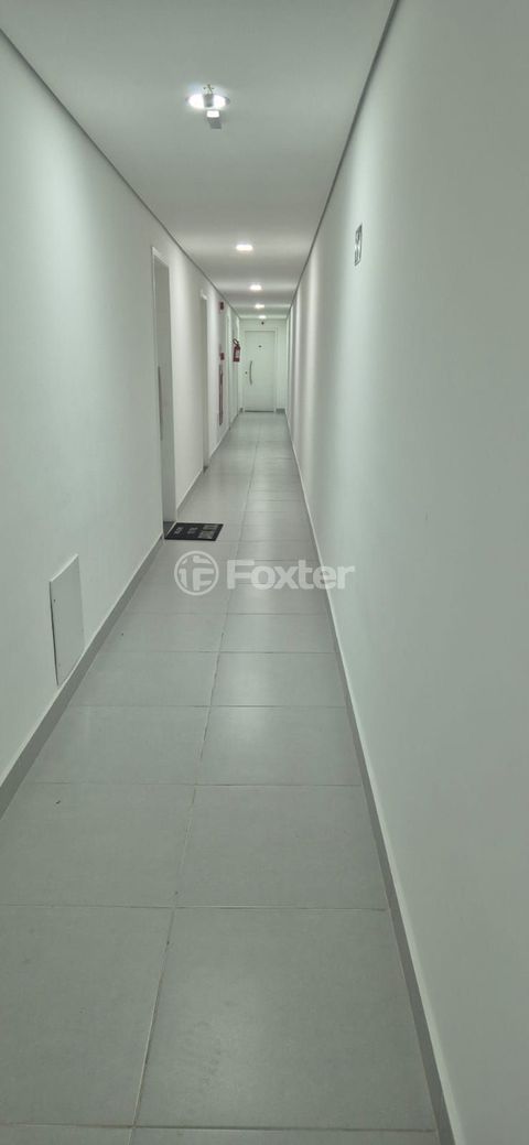 Image 1 - 809619