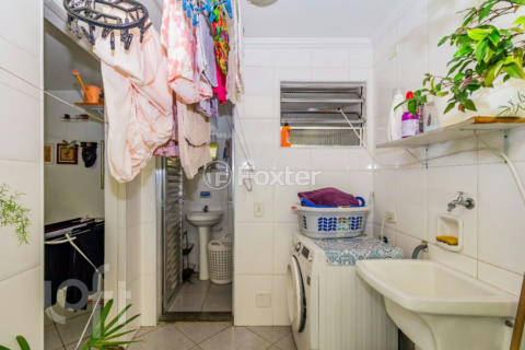 Image 37 - 809665