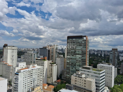 Image 14 - 809677