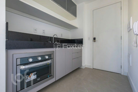 Image 3 - 809677