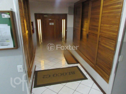 Image 7 - 809730