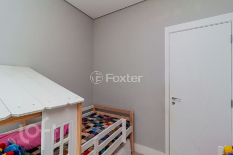 Image 30 - 809744