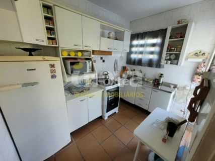 Image 13 - 809943