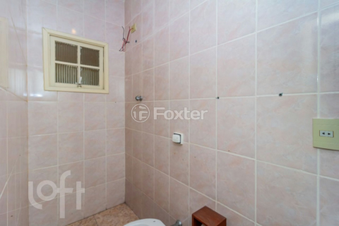Image 71 - 810429