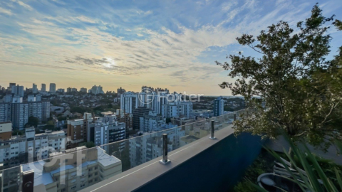 Image 42 - 811689