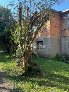 Image 3 - 812033